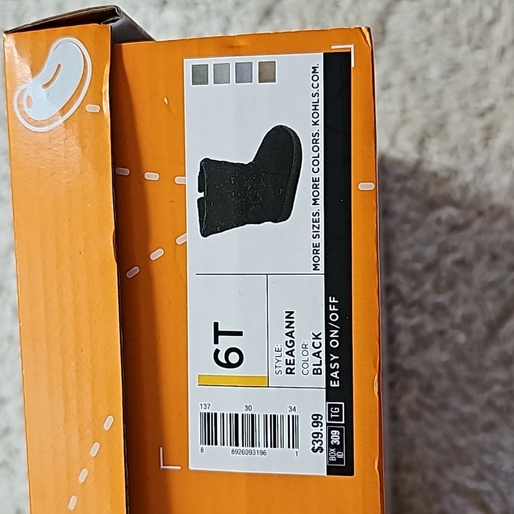 Girls Boots - Picture 14 of 15